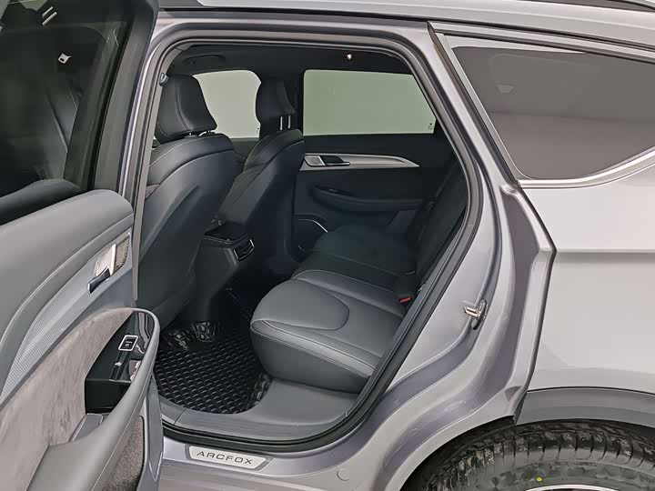 BAIC Arcfox Alpha T 2021 2021款 653S+ 160kW