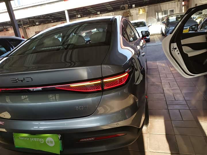 BYD Seal 05 DM-i Hybrid 2025 2025款 DM-i 智驾版 55KM豪华型