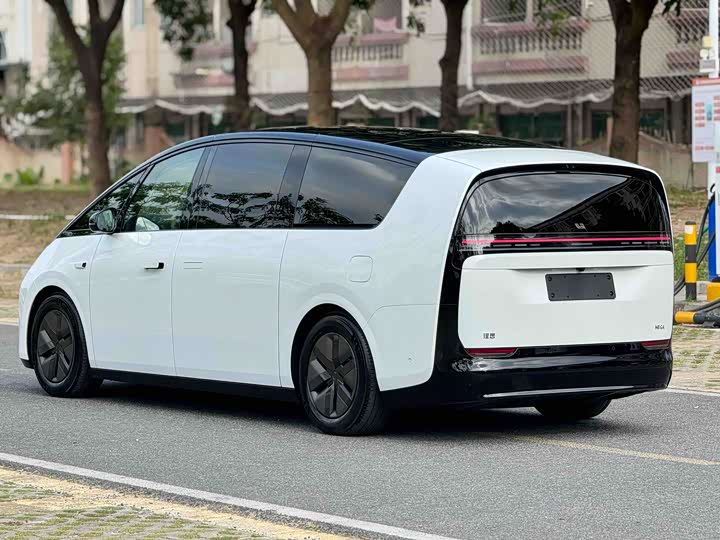 LiXiang Mega 2025 2025款 Home 家庭特别版