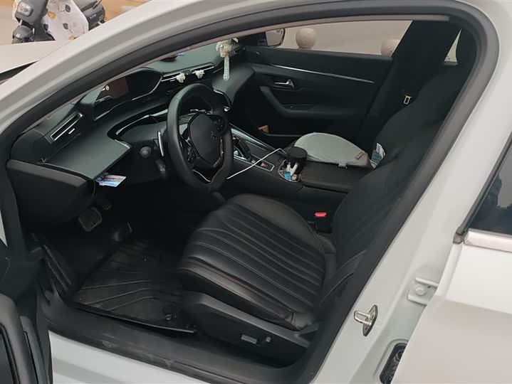 Peugeot 508 2021 2021款 508L 400THP PureTech 驾控版