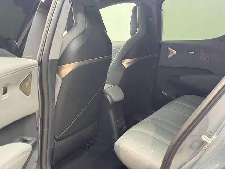 Zeekr X 2025 2025款 五座长续航版