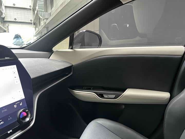 Lexus RZ 2023 2023款 450e 四驱纵享版