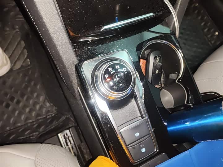 Ford Escape 2020 2020款 EcoBoost 245 两驱耀享款