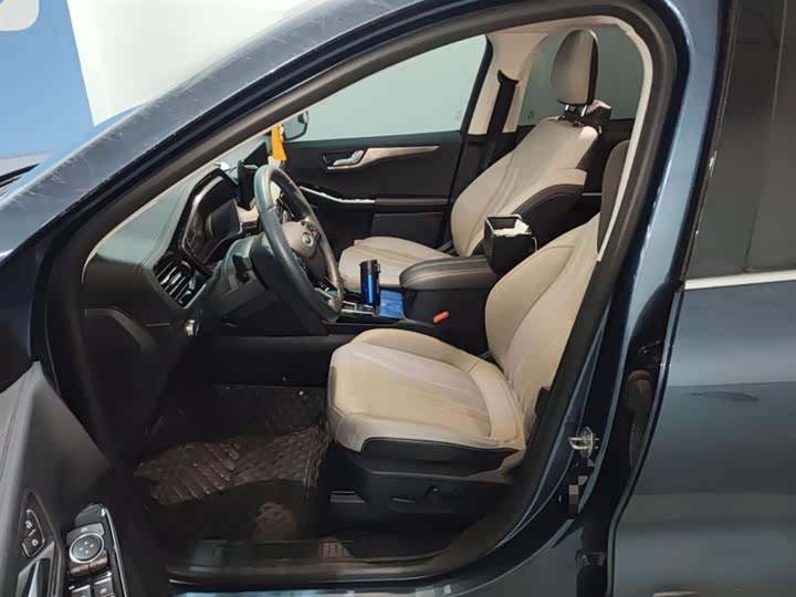 Ford Escape 2020 2020款 EcoBoost 245 两驱耀享款