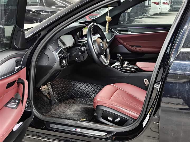 BMW 5 Series Hybrid 2022 2022款 改款 535Le M运动套装