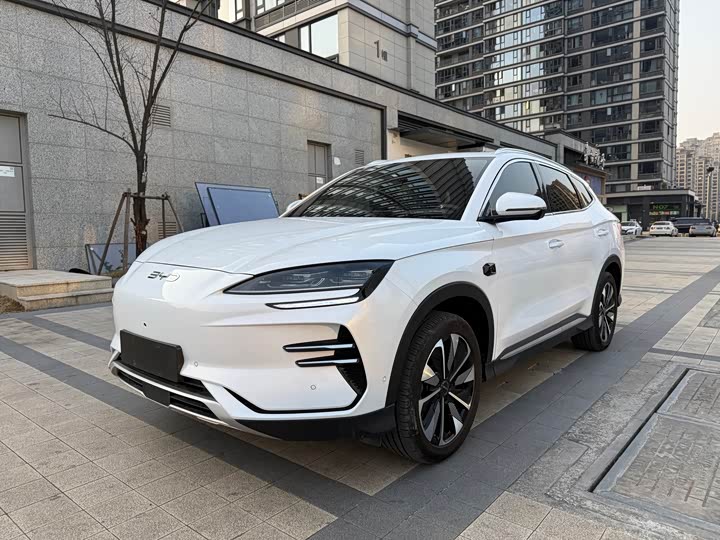 2025 BYD Song Plus Hybrid/EV