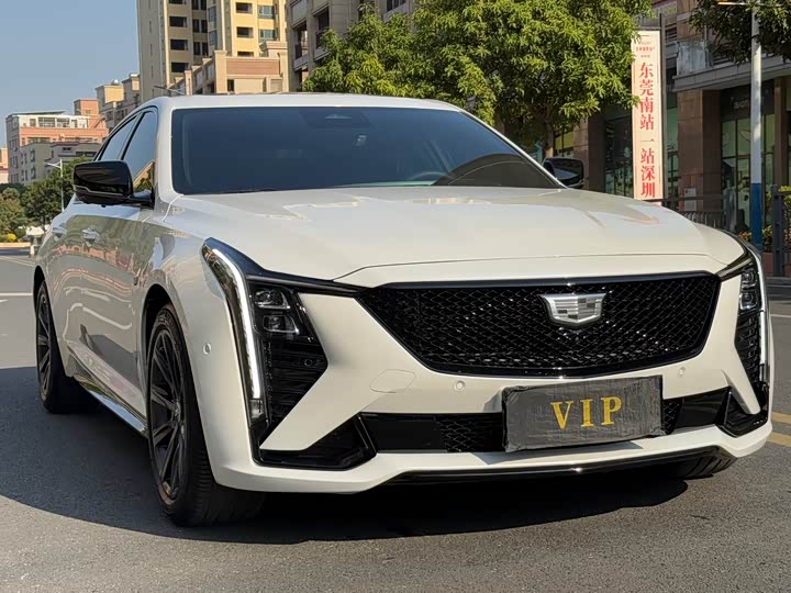 Cadillac CT5 2025 2025款 28T 赛道性能版
