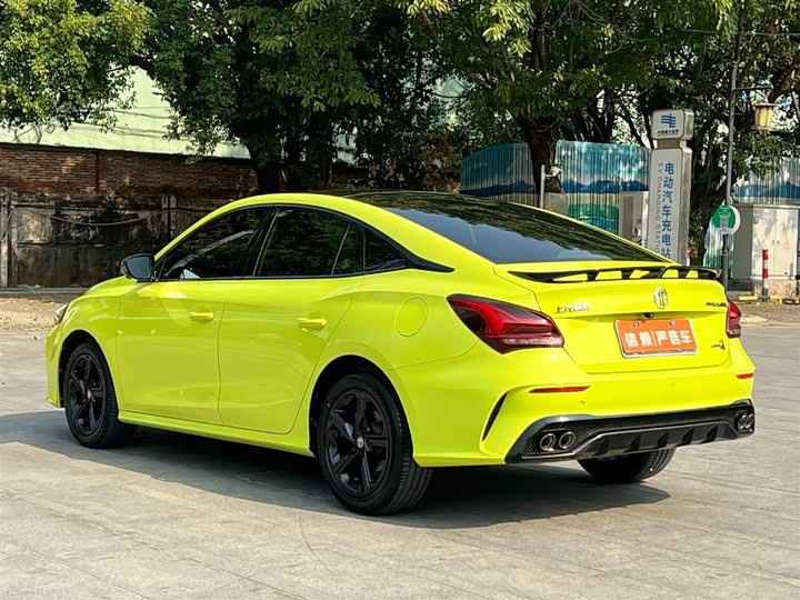 MG Motor 5 Scorpio 2022 2022款 1.5T Trophy运动旗舰版