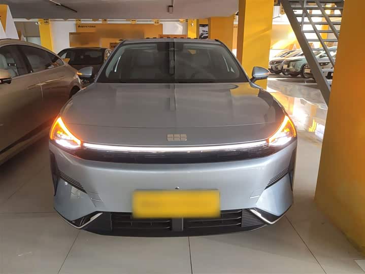 Geely Galaxy L6 2025 2025款 EM-i 140km 探索+版