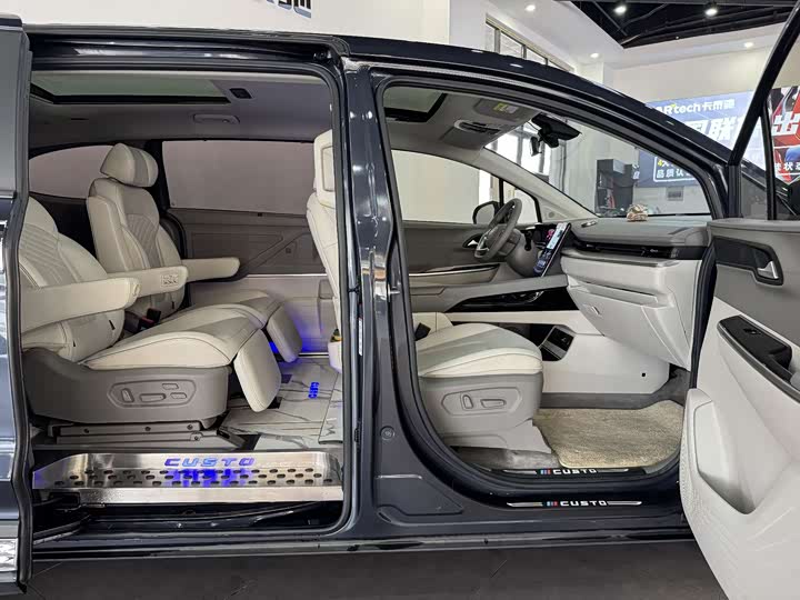 Hyundai Custo 2021 2021款 270TGDi 尊贵版 LUX