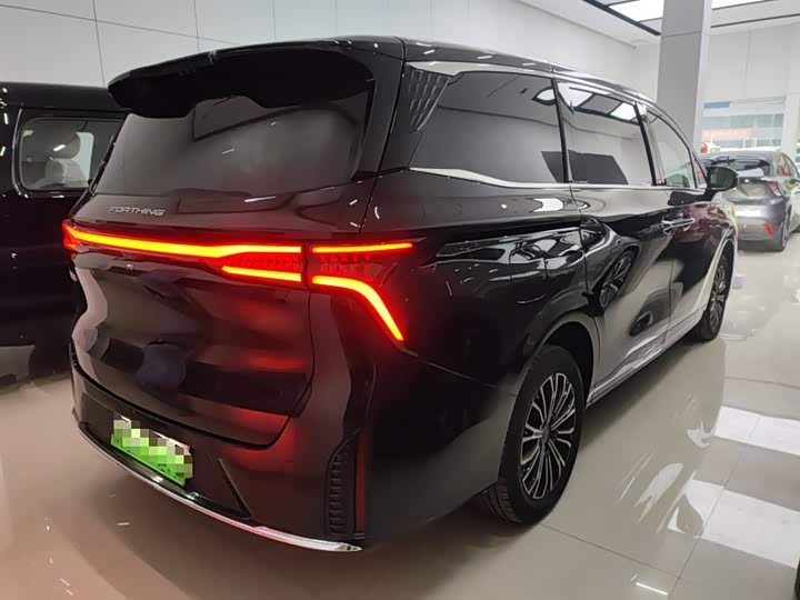 Dongfeng Forthing Xinghai V9 2026 2026款 越享系列 200km 豪华型