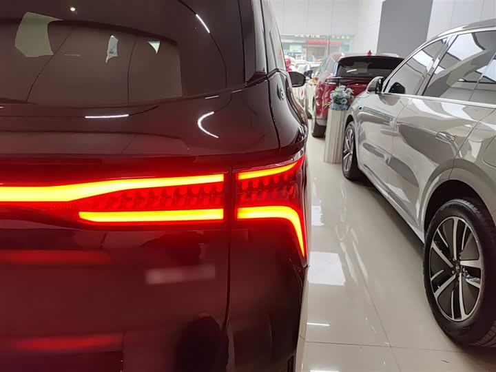 Dongfeng Forthing Xinghai V9 2026 2026款 越享系列 200km 豪华型