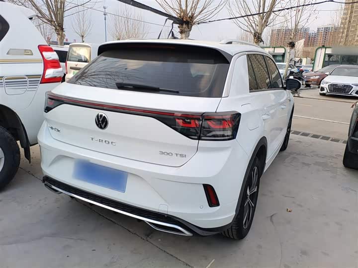 Volkswagen T-Roc 2025 2025款 300TSI DSG两驱辰光版