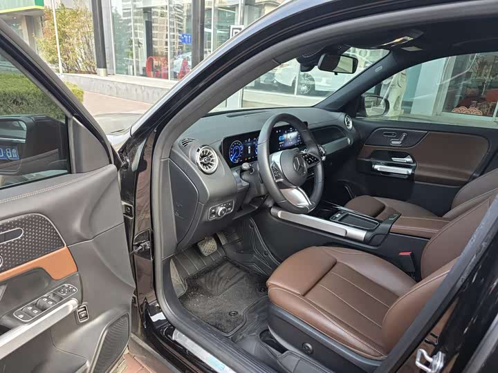 2025 Mercedes-Benz EQB