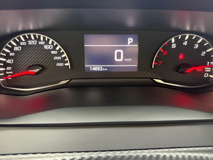 Peugeot 2008 2022 2022款 230THP THE ONE