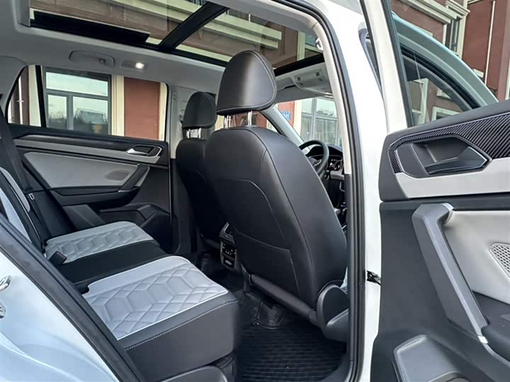 Volkswagen Tayron 2025 2025款 众享款 300TSI