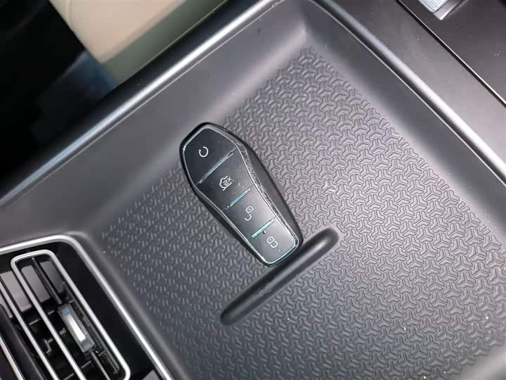 BYD Song Pro Hybrid 2025 2025款 第二代 DM-i 75KM领先型