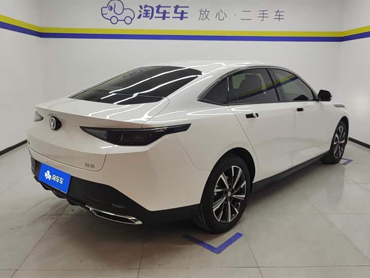 Changan Eado Plus 2024 2024款 1.5T GDI自动 尊贵型