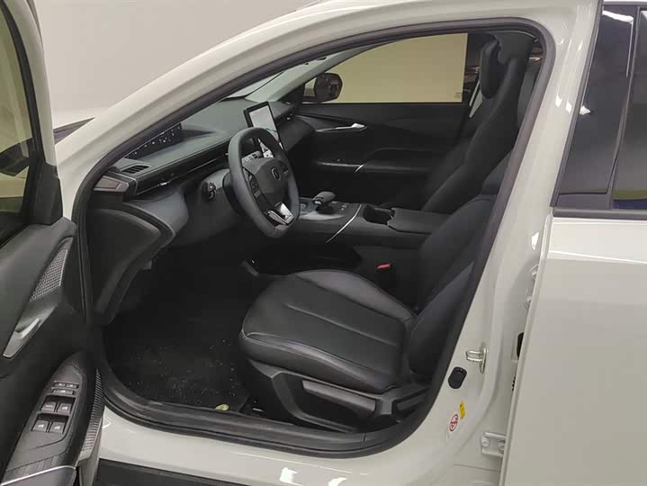 Changan Eado Plus 2024 2024款 1.5T GDI自动 尊贵型