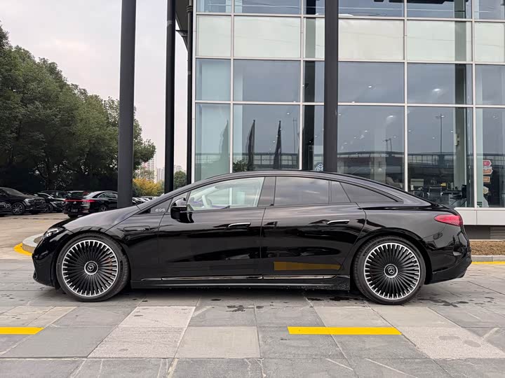Mercedes-Benz EQS AMG 2023 2023款 AMG EQS 53 4MATIC+