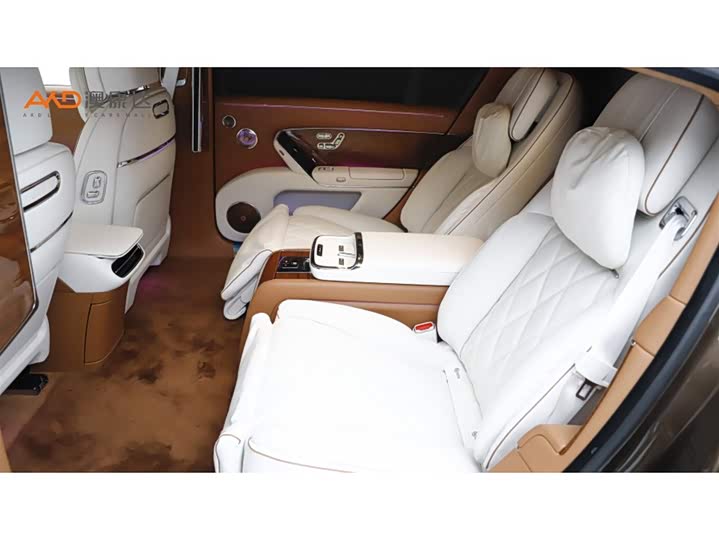 Maextro S800 2025 2025款 增程 星耀行政版 4座