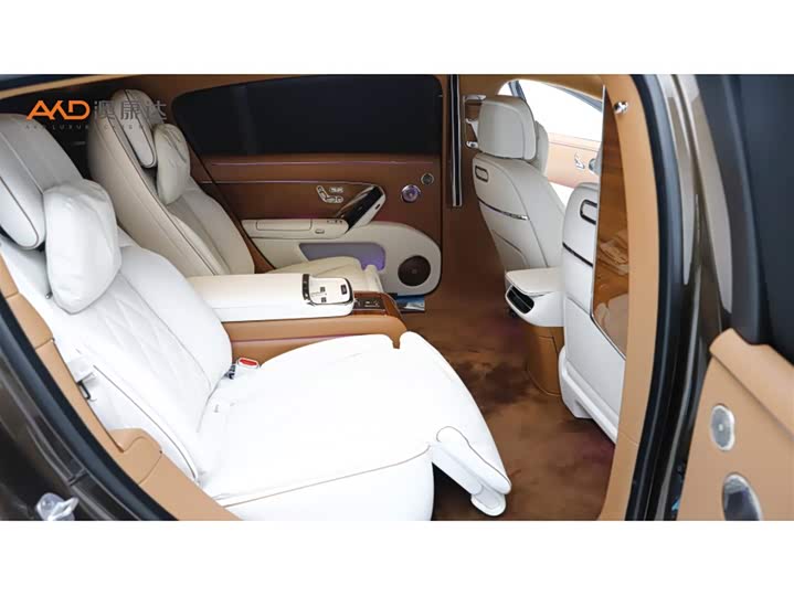 Maextro S800 2025 2025款 增程 星耀行政版 4座