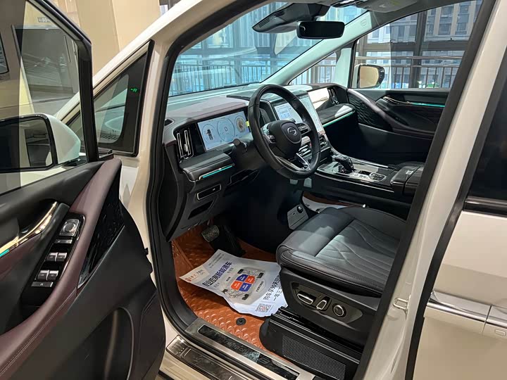 GAC Trumpchi M8 2024 2024款 大师系列 400T 至尊版