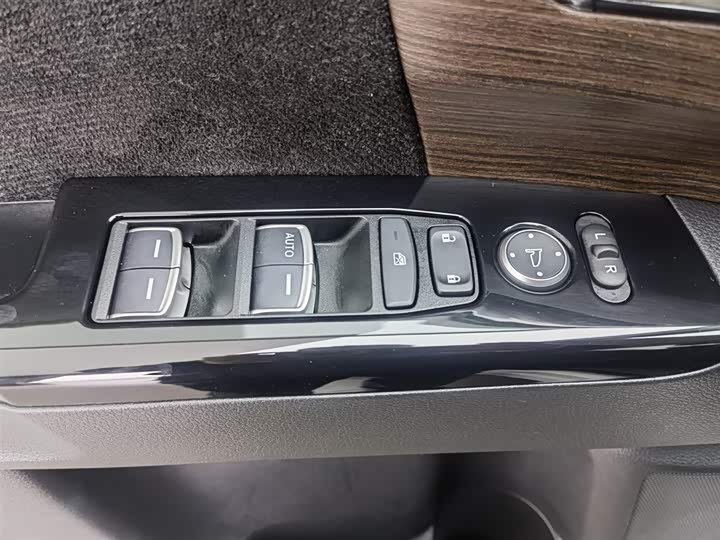 Honda Odyssey 2024 2024款 2.0L e:HEV 锐·悦享版