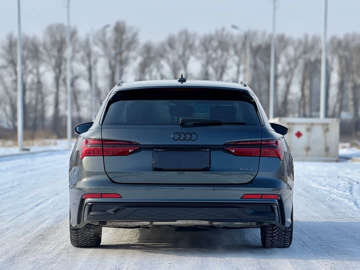 Audi A6 2024 2024款 Avant 先锋派 45 TFSI 臻选动感型