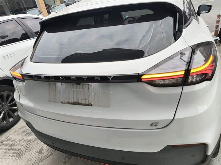 Geely Geometry C 2022 2022款 蓝莓C400