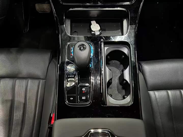 GAC Trumpchi M8 2024 2024款 宗师系列 400T 至尊版