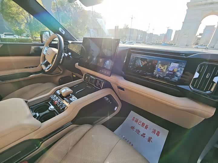 BYD FangChengBao Leopard 8 2025 2025款 智勇旗舰版 7座