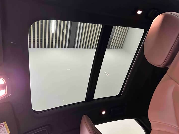 Volvo S90 Hybrid 2024 2024款 插电式混动 四驱长续航智雅豪华版