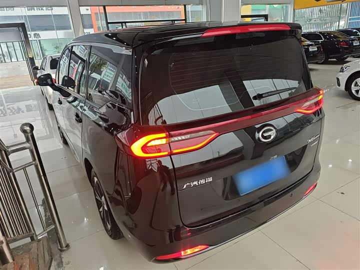 GAC Trumpchi M6 2023 2023款 PRO 270T DCT豪华版