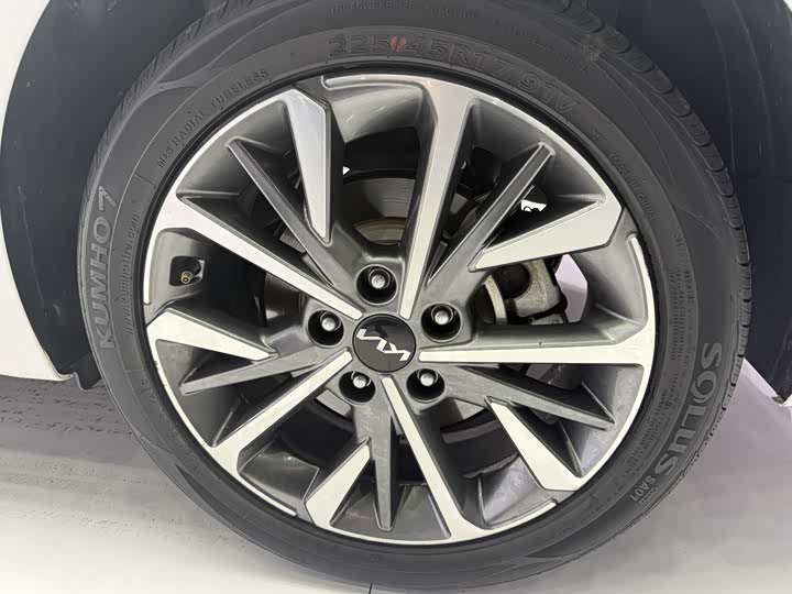 Kia K3 2021 2021款 1.5L CVT时尚版