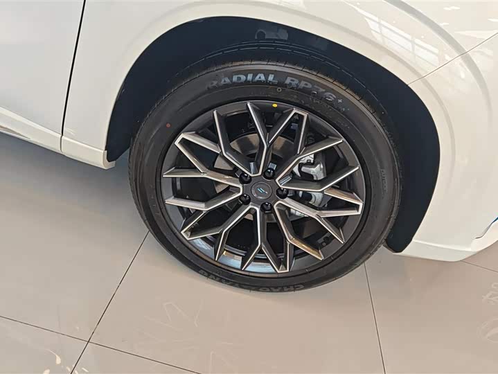 Changan Oshan Z6 Hybrid 2023 2023款 智电iDD 150KM旗舰PLUS
