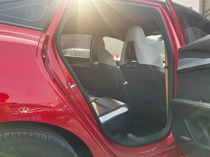 MG Motor 5 Scorpio 2022 2022款 1.5T Trophy运动旗舰版