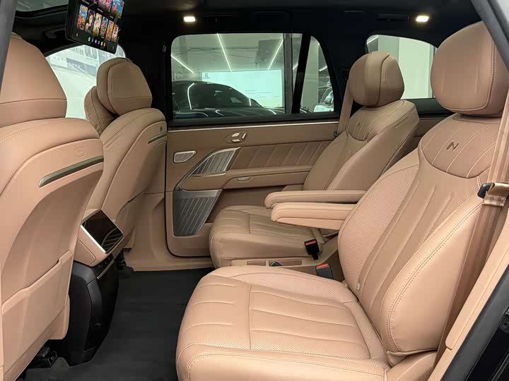 Nio Onvo L90 2025 2025款 Max 六座版