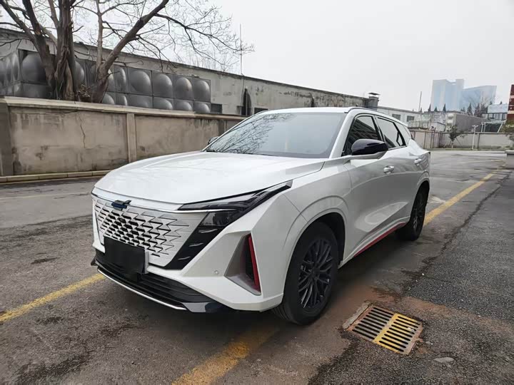 Changan Oshan Z6 2023 2023款 蓝鲸 1.5T DCT智享型