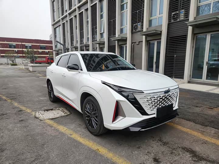 Changan Oshan Z6 2023 2023款 蓝鲸 1.5T DCT智享型