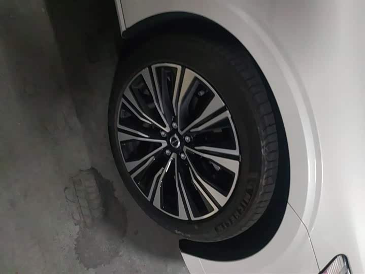 Volvo S60 2025 2025款 B4 智远豪华版