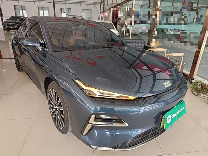 Geely Galaxy Starshine 8 EM-i 2025 2025款 130km EM-P 探索版