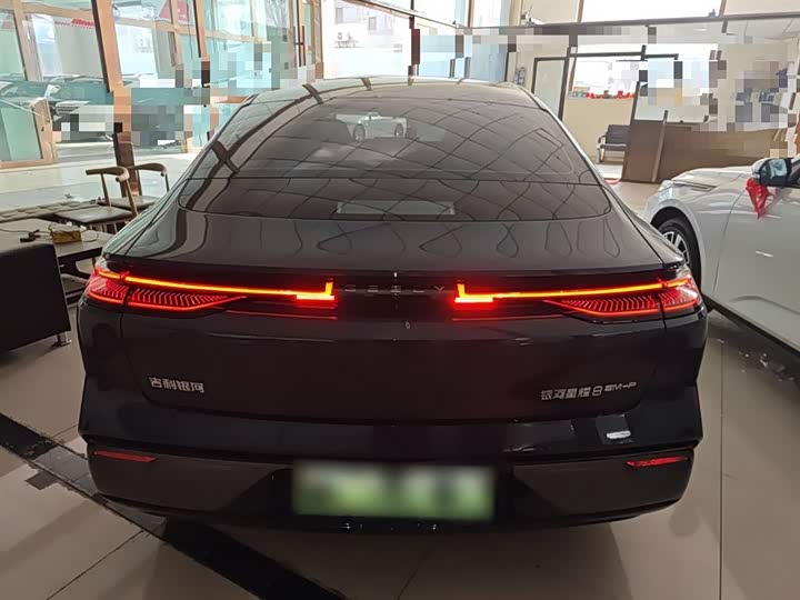 Geely Galaxy Starshine 8 EM-i 2025 2025款 130km EM-P 探索版