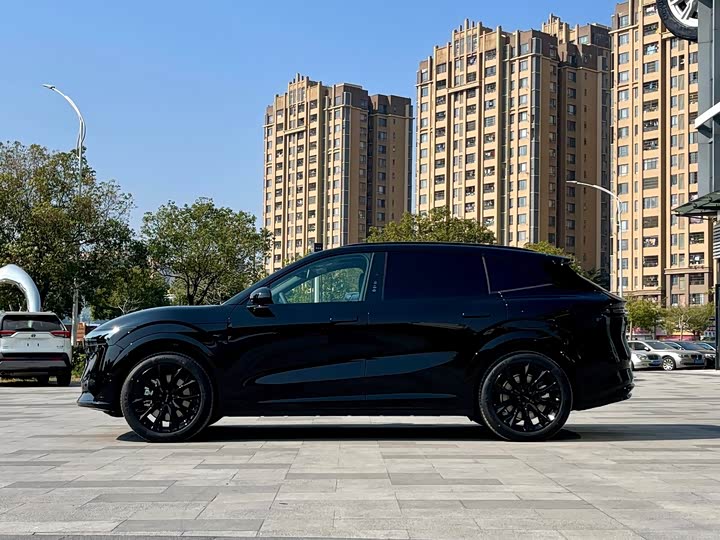 Zeekr 7X 2025 2025款 100kWh 长续航后驱智驾版