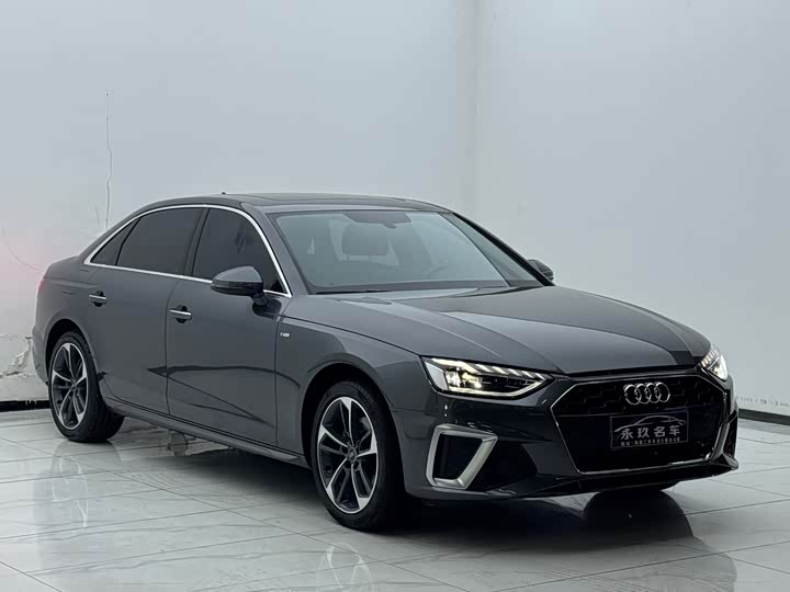 Audi A4L 2025 2025款 200万辆悦享版 40 TFSI 时尚动感型