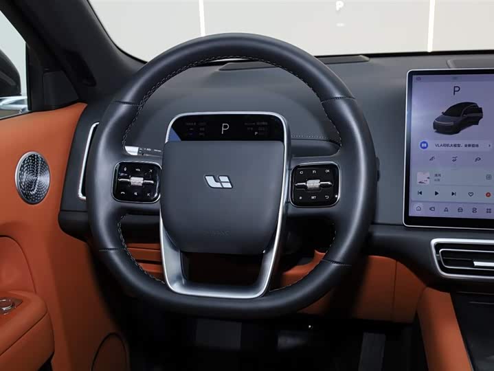 LiXiang L8 2025 2025款 Ultra 智能焕新版