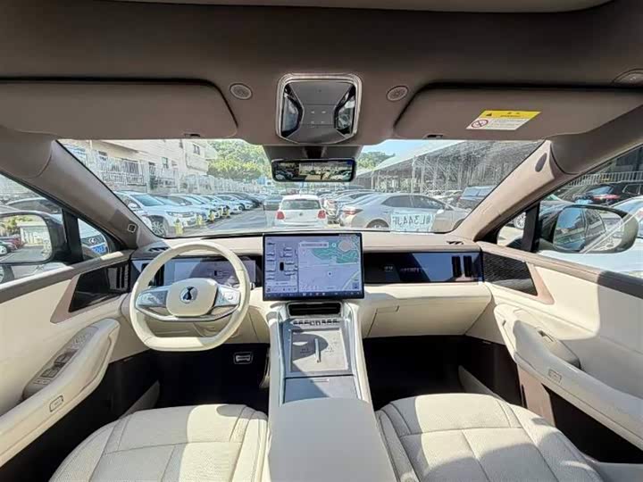 Denza N8L 2025 2025款 尊荣型