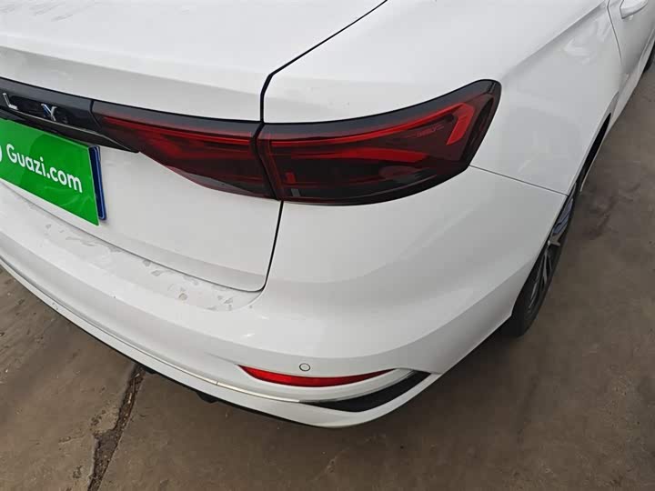 Geely Emgrand 2025 2025款 第4代 1.5L CVT龙腾版