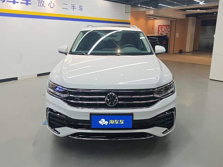 Volkswagen Tiguan L Pro 2025 2025款 出众款 330TSI 自动两驱R-Line龙耀版