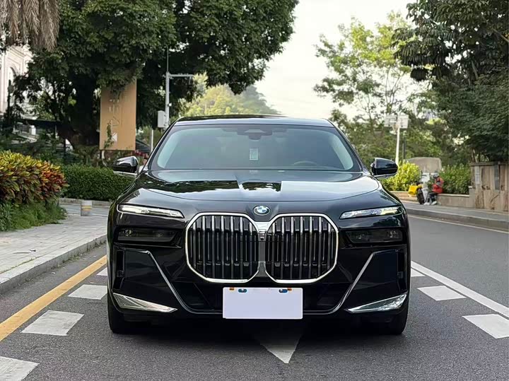 BMW 7 Series 2023 2023款 740Li 领先型 M运动套装